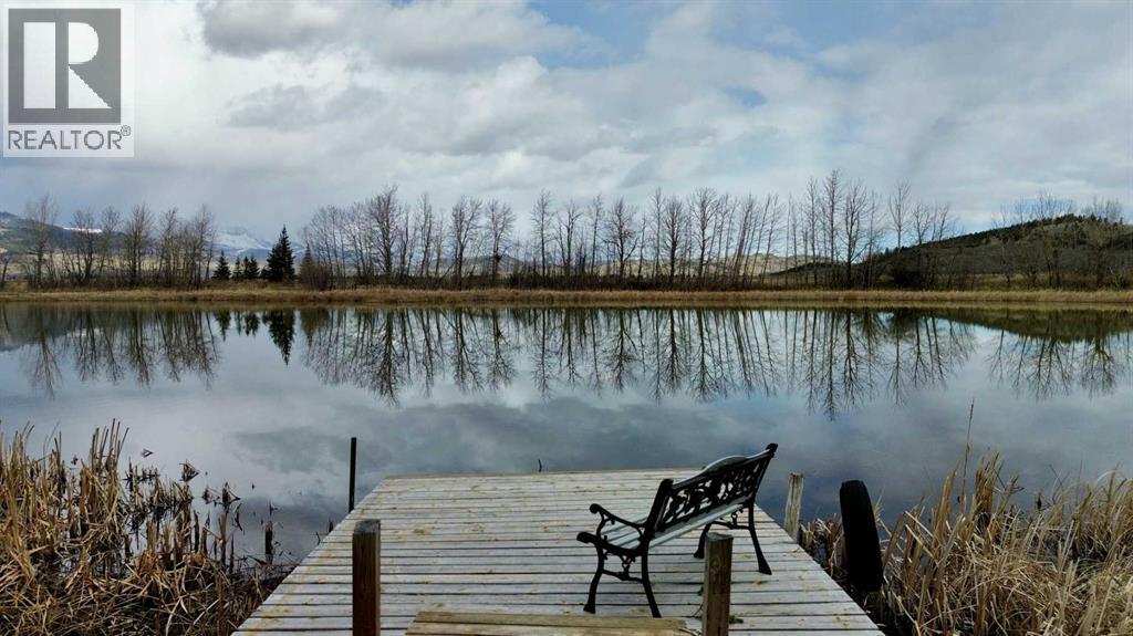 4 Lee Lake Road Property Photo 2