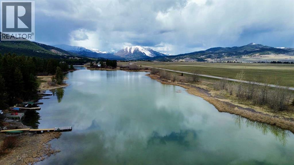 4 Lee Lake Road Property Photo 3