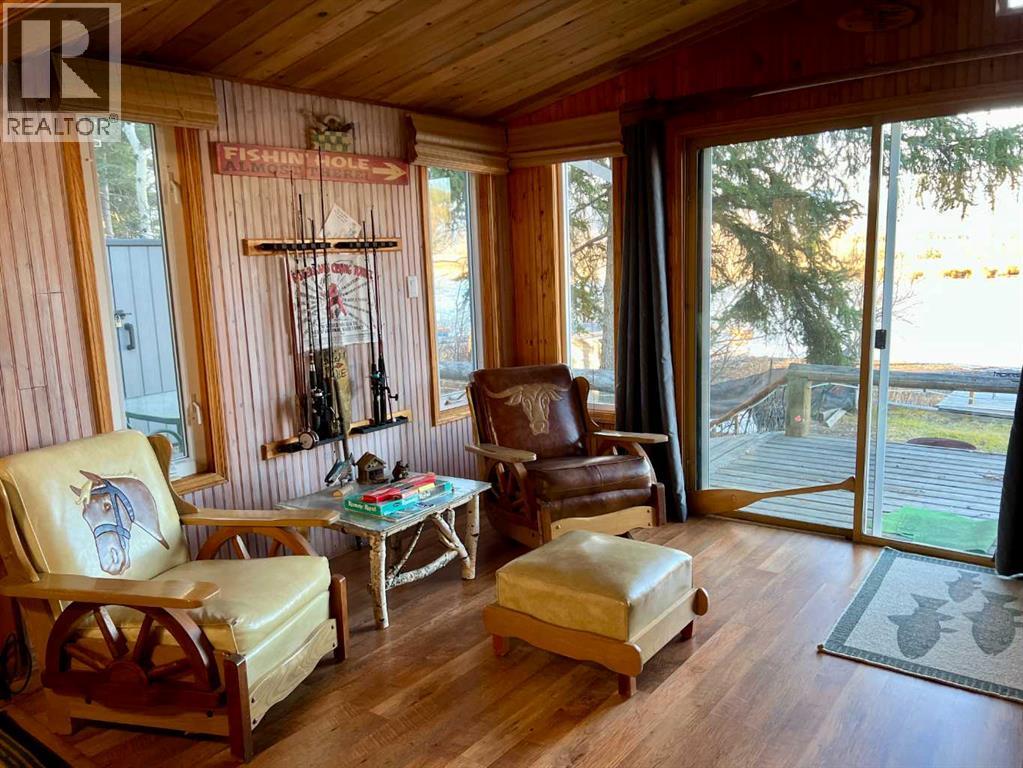 4 Lee Lake Road Property Photo 12