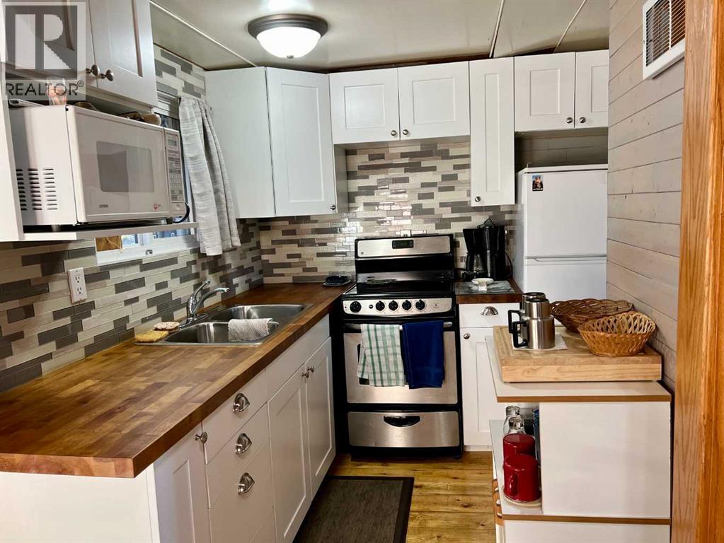 4 Lee Lake Road Property Photo 17