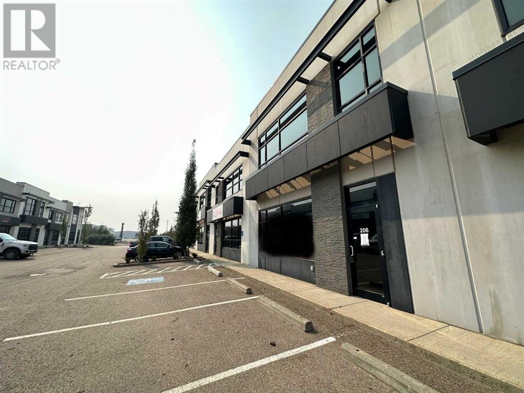 206, 400 Mackenzie Boulevard Property Photo 4