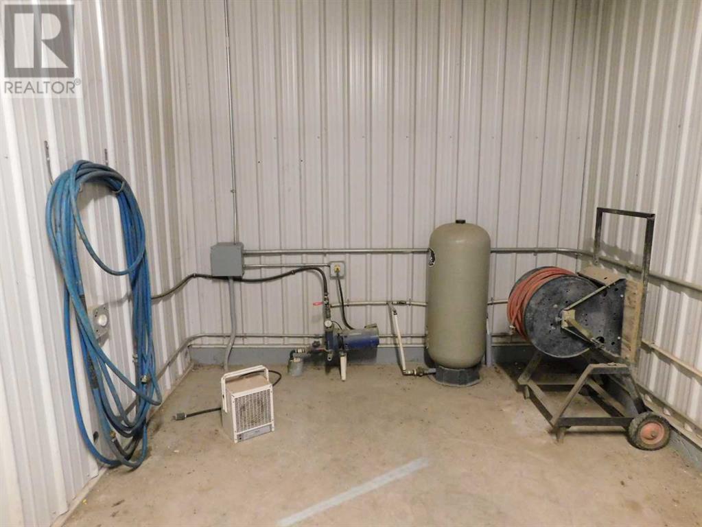 6 183073 Rr 150 Property Photo 47
