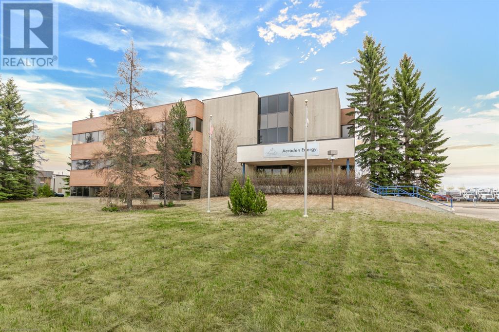 5301 62nd Street Property Photo 1