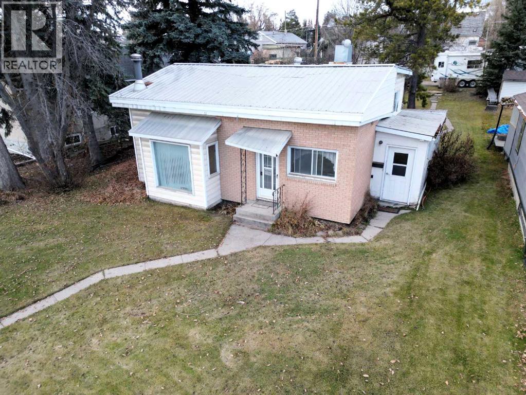 4720 4 Avenue Property Photo 3
