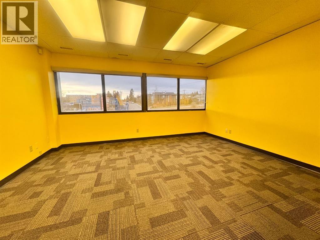 5720 Macleod Trail Sw Property Photo 5