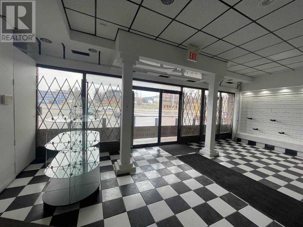 5720 Macleod Trail Sw Property Photo 6