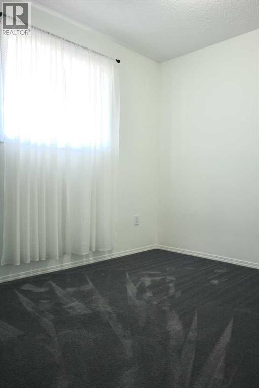 148 Rock Bay Property Photo 5