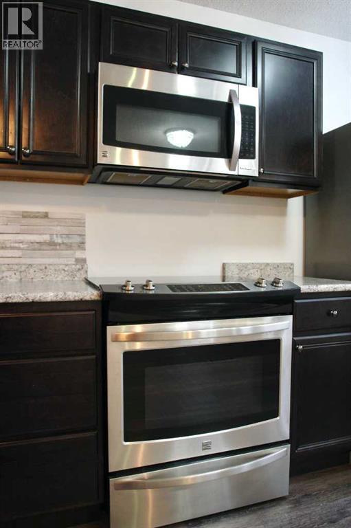 148 Rock Bay Property Photo 6