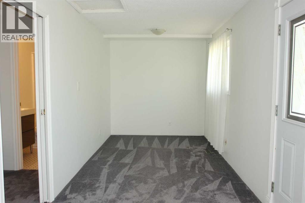 148 Rock Bay Property Photo 16