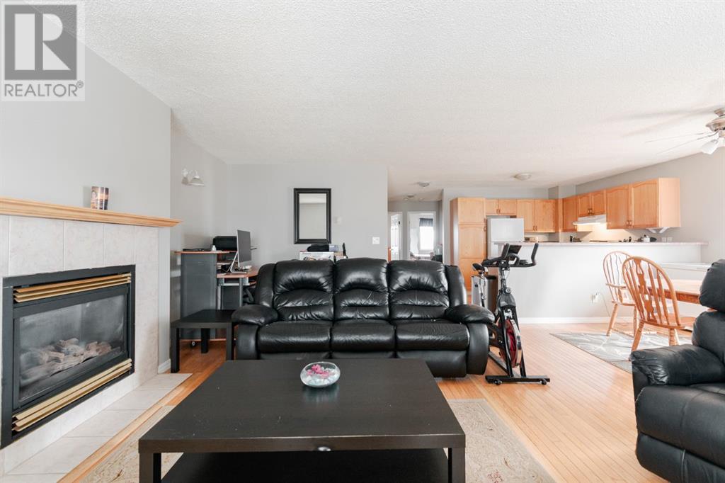 221 Sitka Drive Property Photo 3