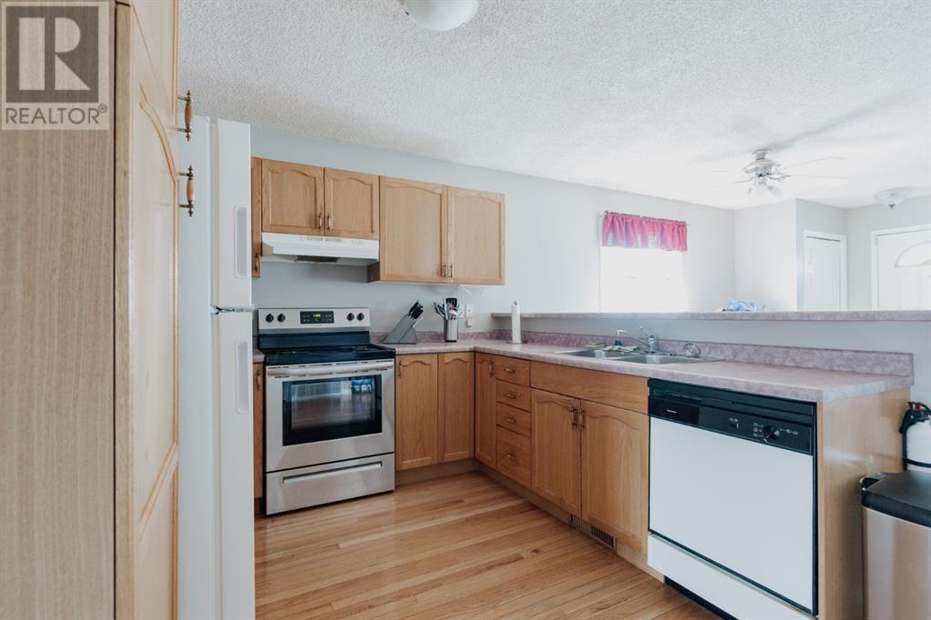 221 Sitka Drive Property Photo 7