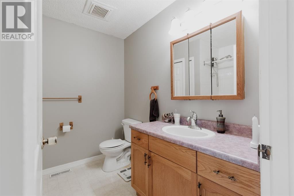 221 Sitka Drive Property Photo 8