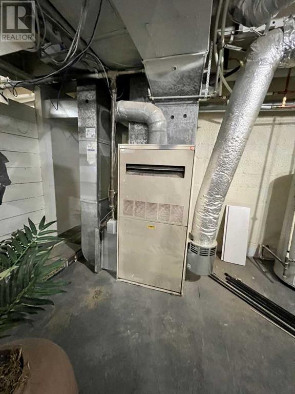 4926 55 Street Property Photo 15