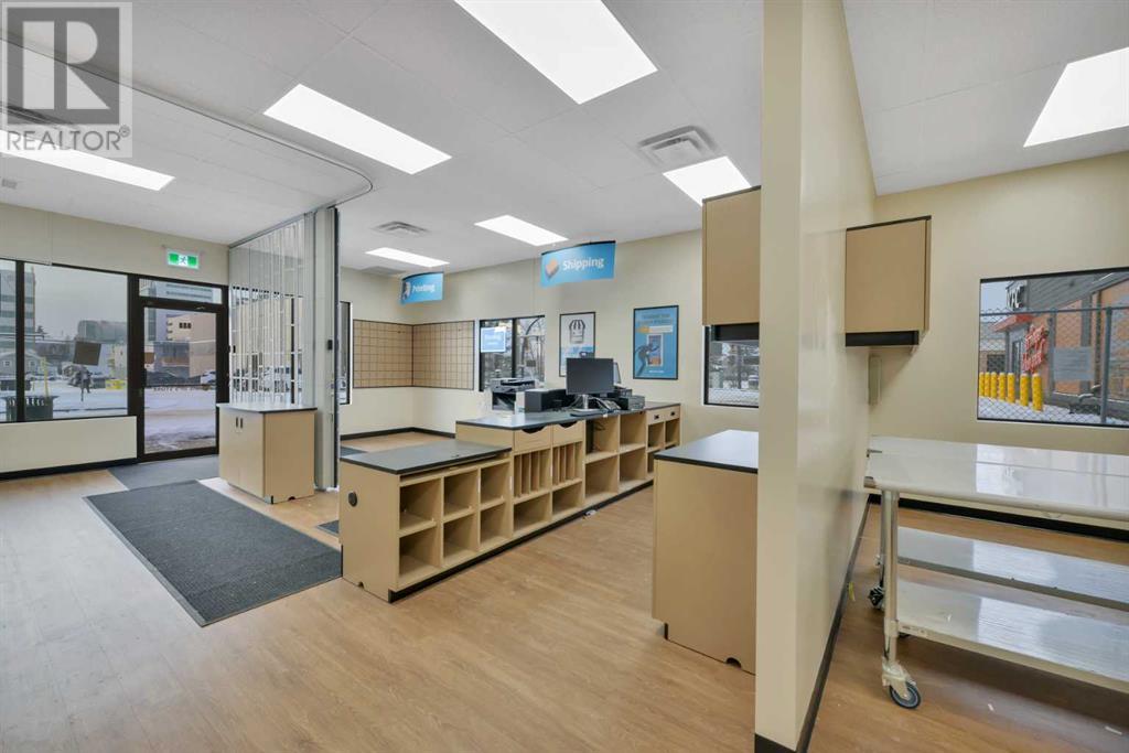 170, 4828 53 Street Property Photo 7