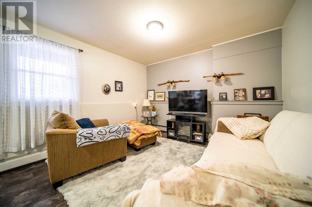 529 6 Avenue Property Photo 19