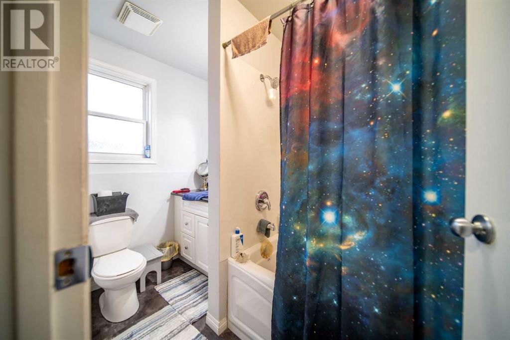 529 6 Avenue Property Photo 21