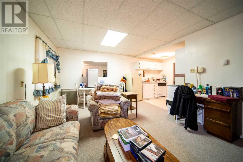 529 6 Avenue Property Photo 34