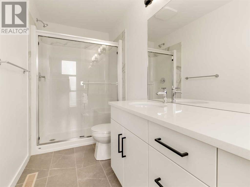 714 Violet Place W Property Photo 13
