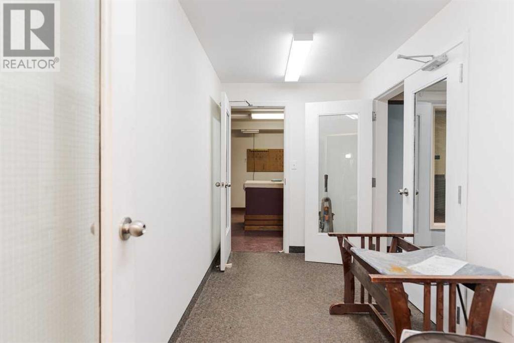 10013 Macdonald Avenue Property Photo 8