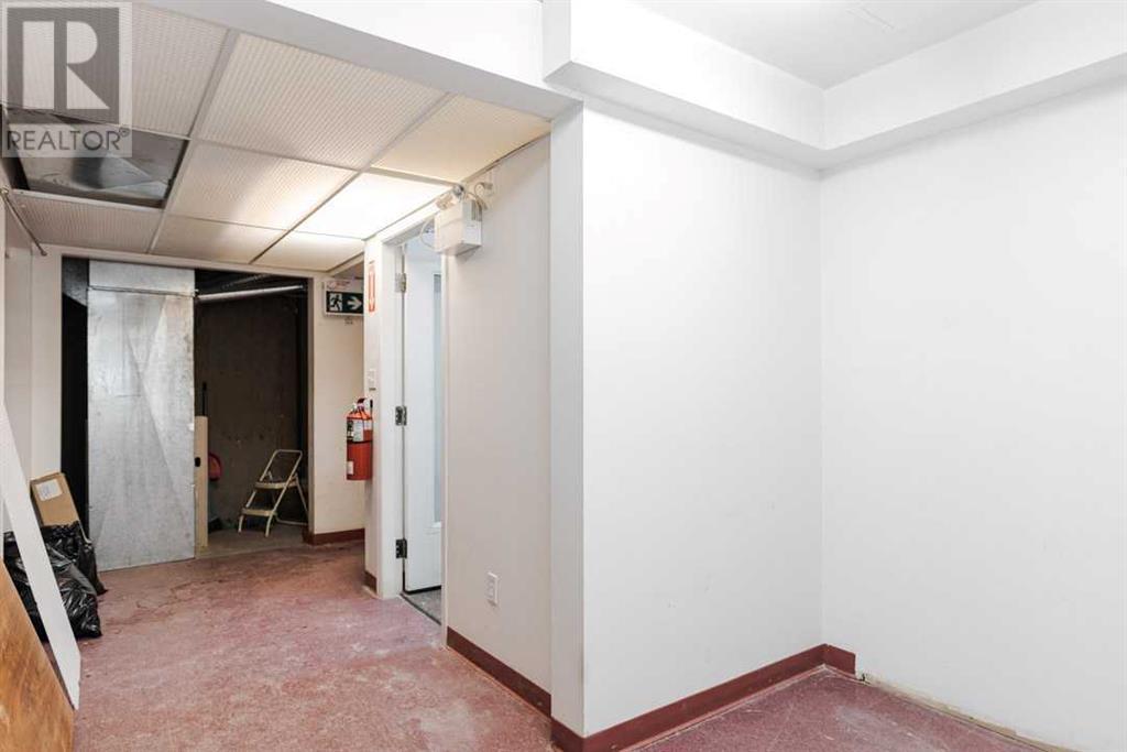 10013 Macdonald Avenue Property Photo 14