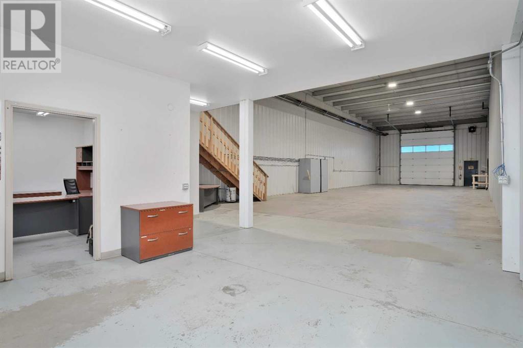 5, 8 Gateway Boulevard Property Photo 5