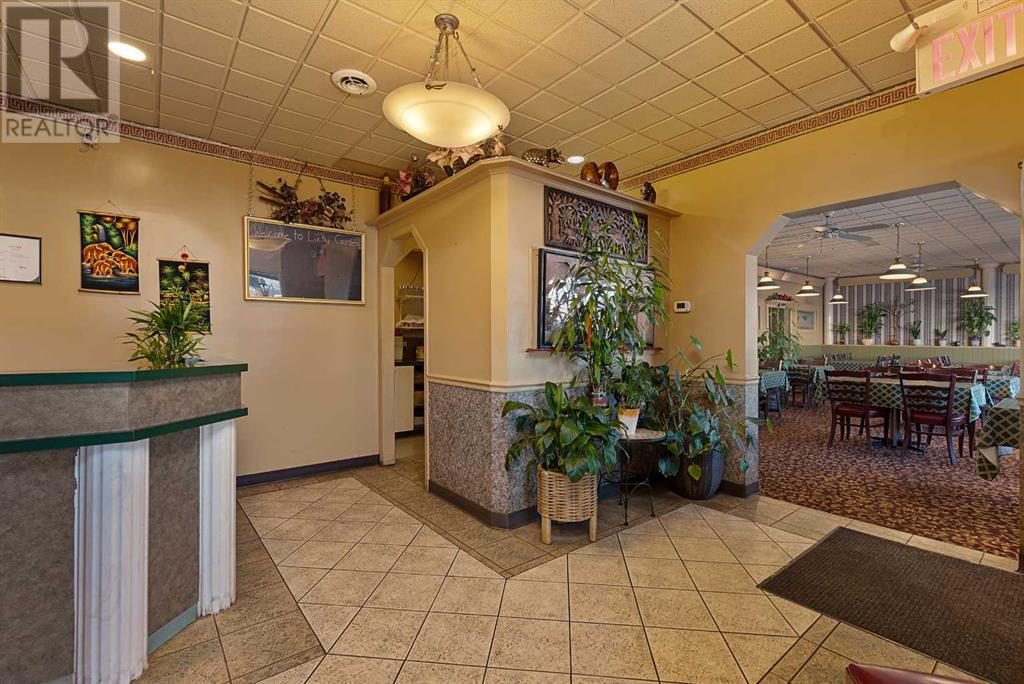 3415 50 Avenue Property Photo 5