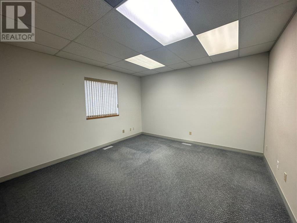 9804 97 Avenue Property Photo 10