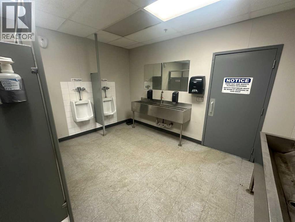9101 150 Avenue Property Photo 15