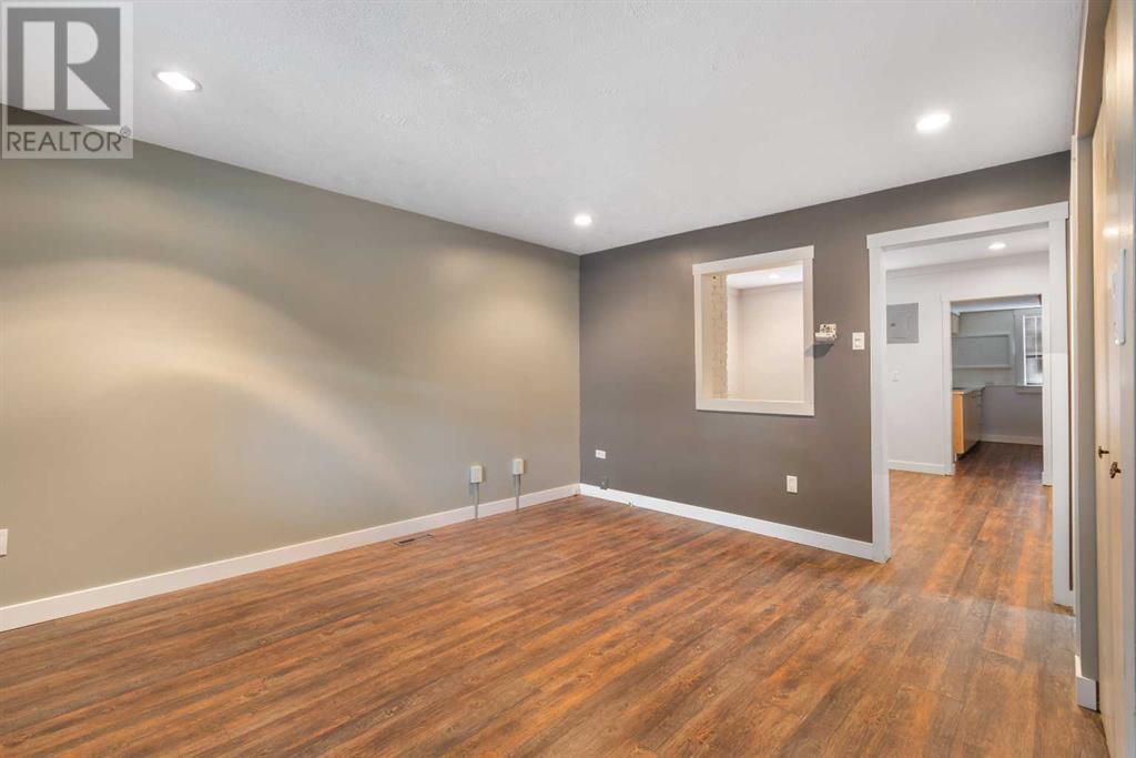 10131 102 Avenue Property Photo 3