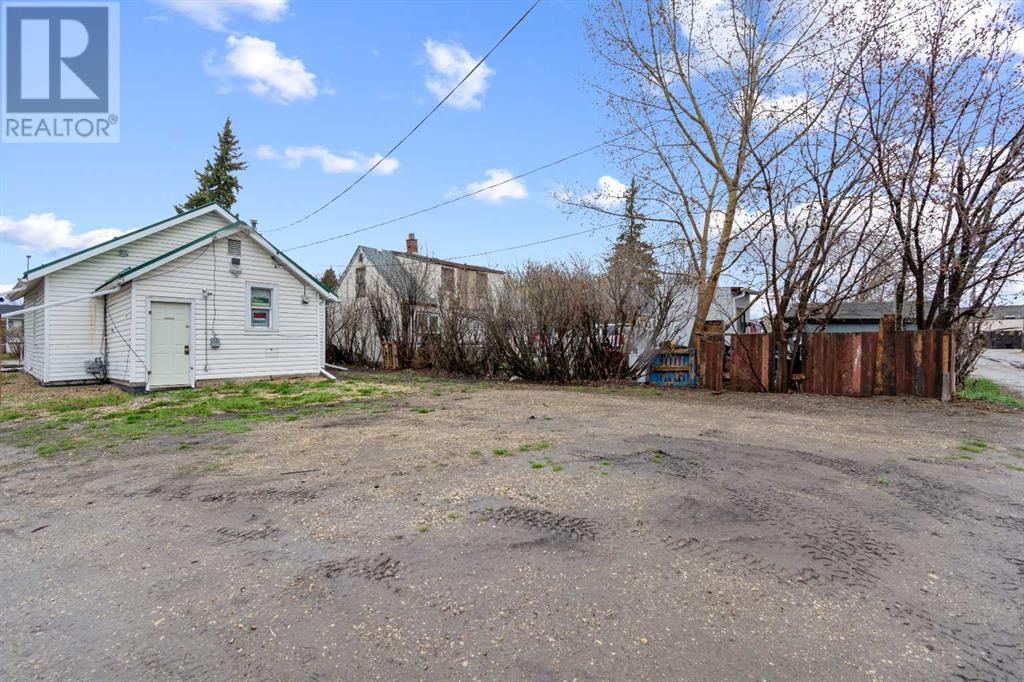 10131 102 Avenue Property Photo 11