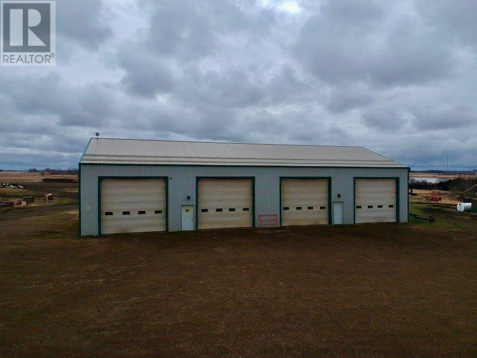 251, 47017 21 Highway Property Photo 4