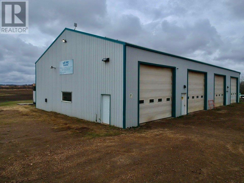 251, 47017 21 Highway Property Photo 6