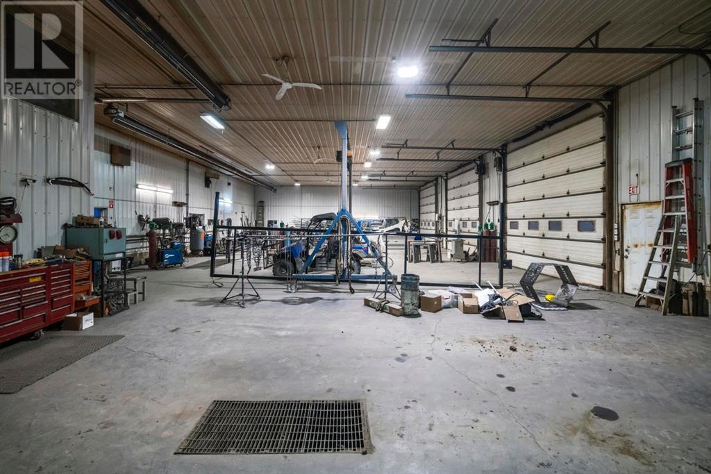 251, 47017 21 Highway Property Photo 13