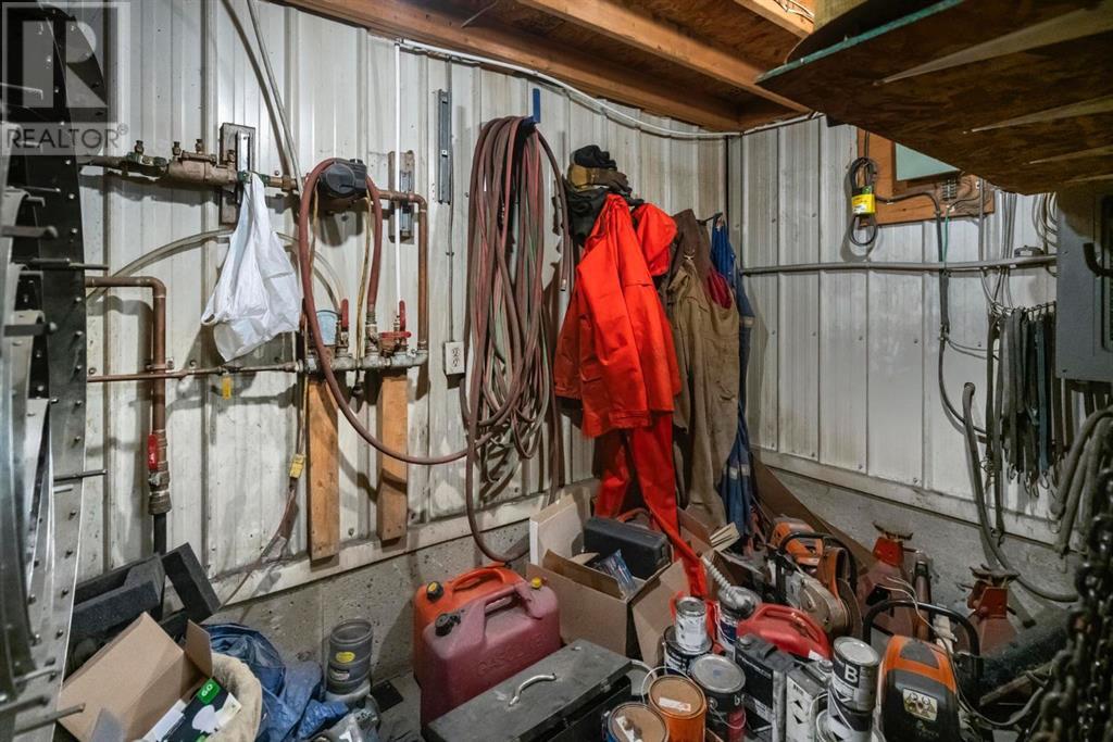 251, 47017 21 Highway Property Photo 16