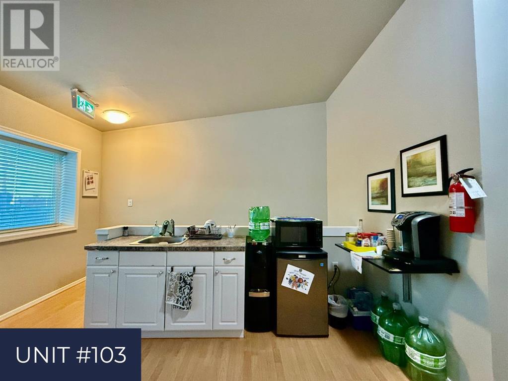 102, 103, 10418 99 Avenue Property Photo 24