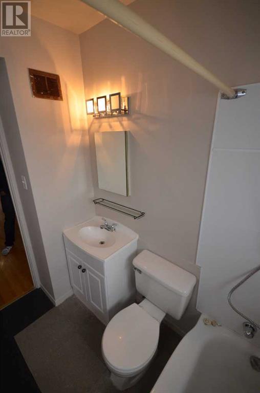 1824 29 Avenue Sw Property Photo 9