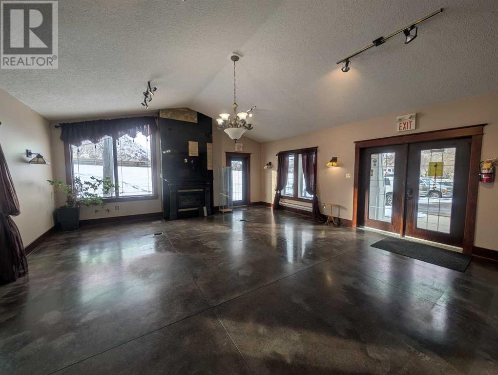 17 Dunmore Road Se Property Photo 18