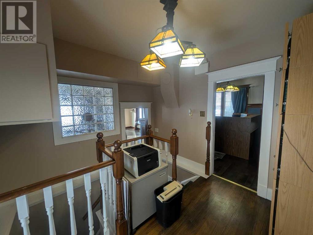 17 Dunmore Road Se Property Photo 20