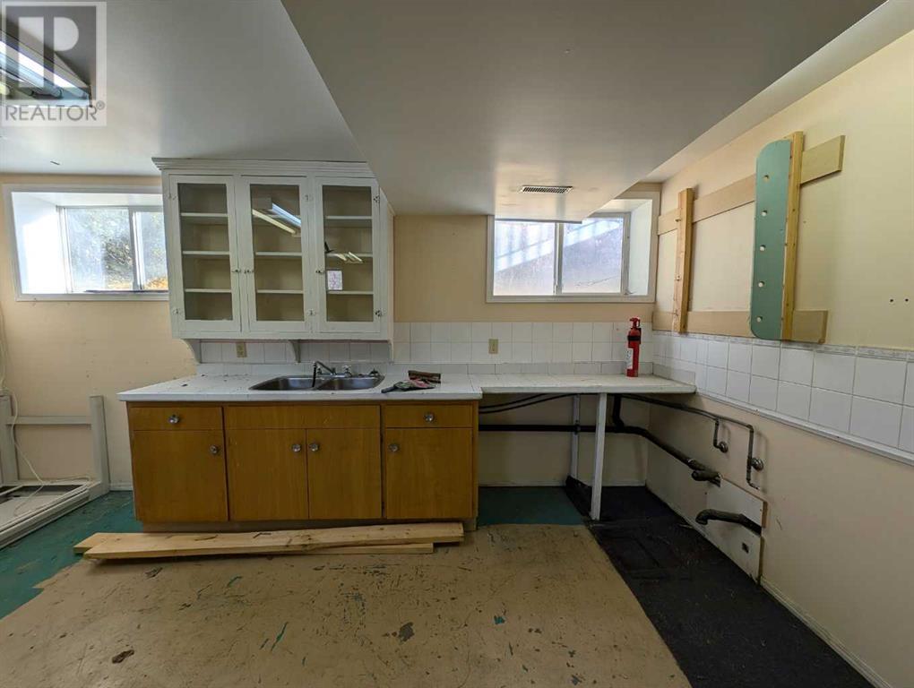 17 Dunmore Road Se Property Photo 29