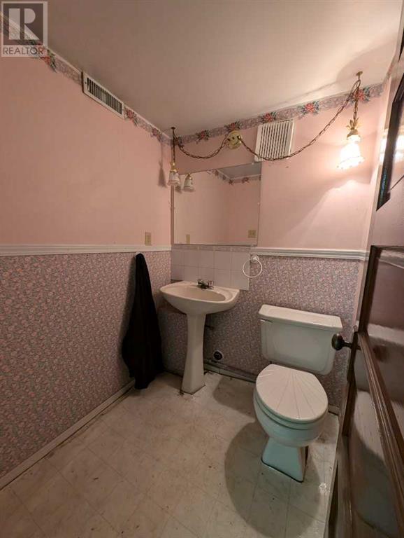 17 Dunmore Road Se Property Photo 30