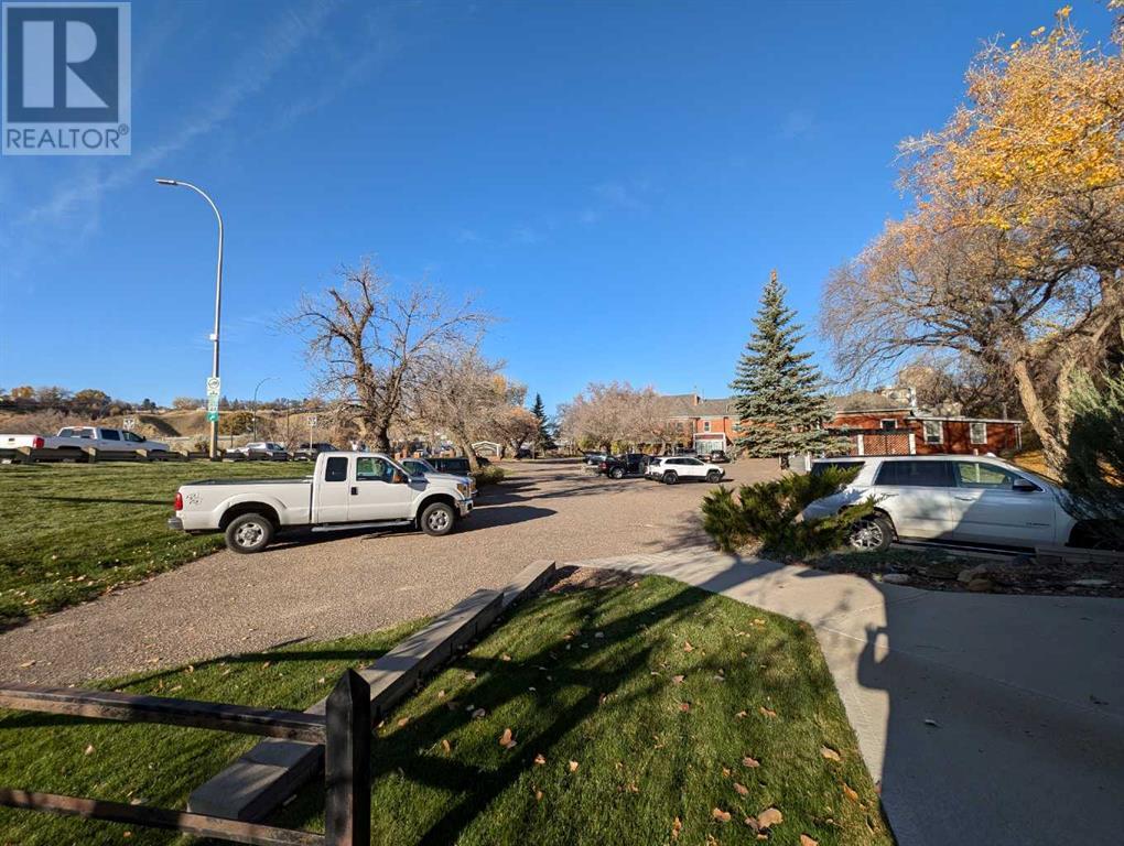 17 Dunmore Road Se Property Photo 35