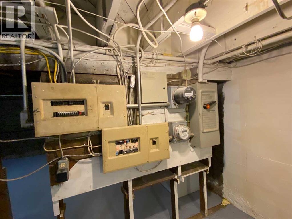 165 Centre Street Property Photo 35