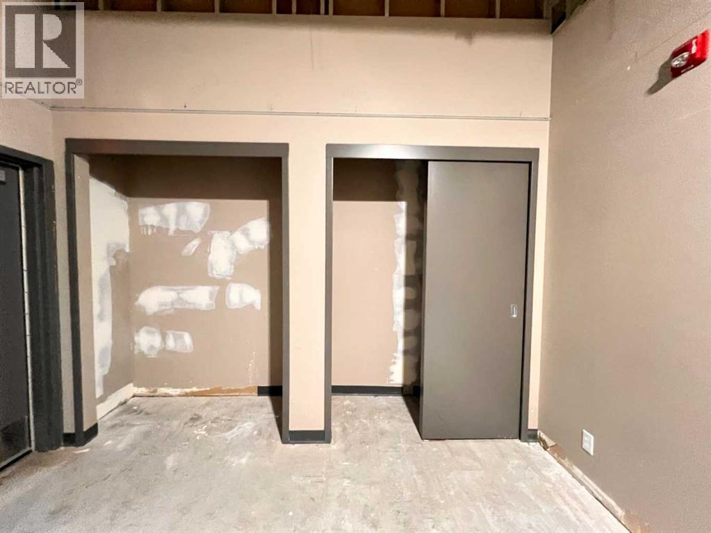 3215 49 Avenue Property Photo 7