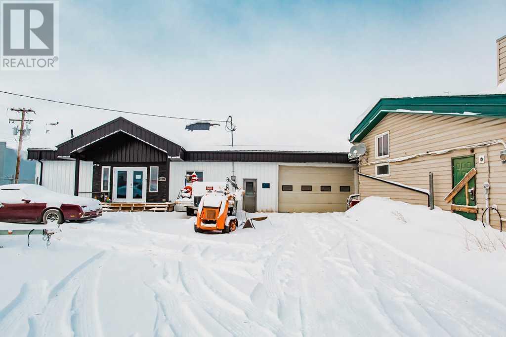 9614 105 Street Property Photo 2