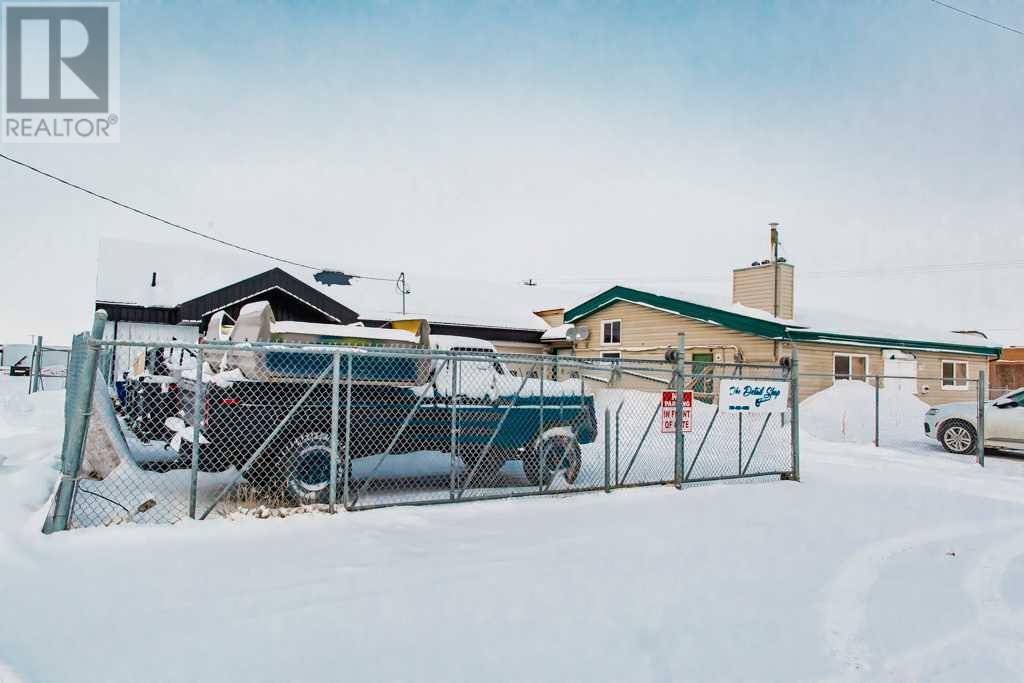 9614 105 Street Property Photo 6