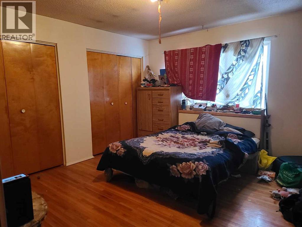872041 689 Highway Property Photo 7