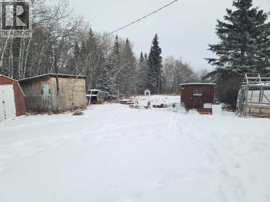 872041 689 Highway Property Photo 21