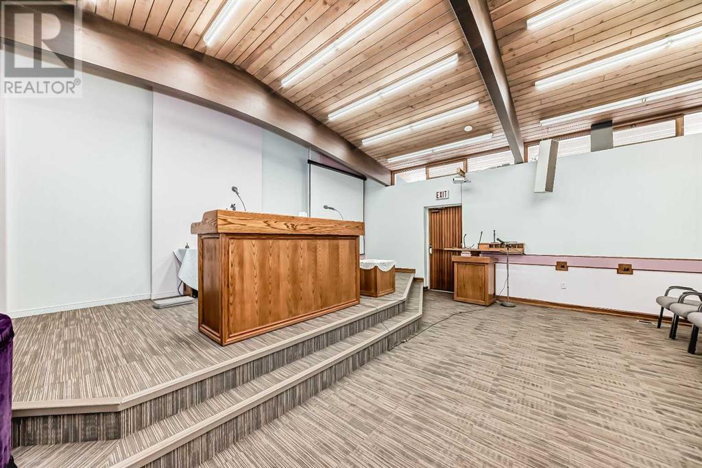 12703 109 Street Nw Property Photo 11