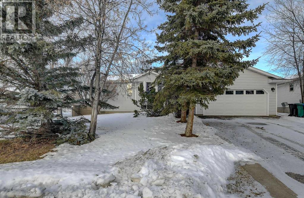 739 Oak Drive Property Photo