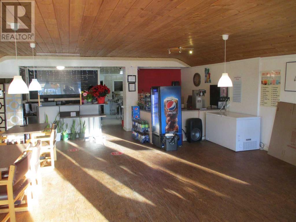 118 4th Avenue Sw Property Photo 3